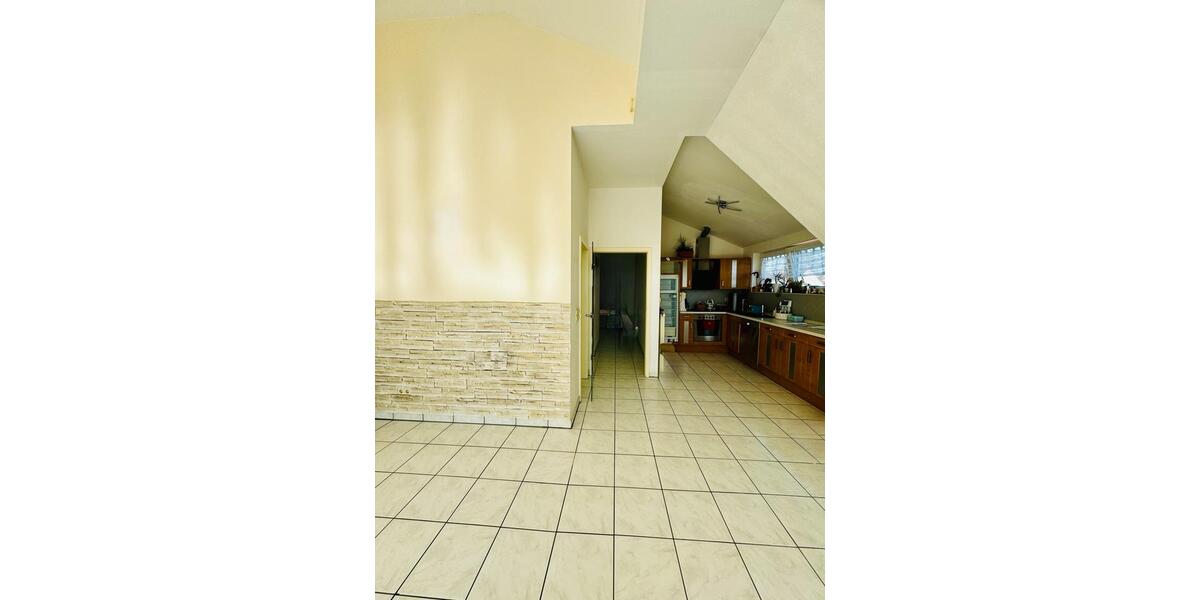 Dachgeschoßwohnung Ennepetal - 3 Zimmer, 78 m&sup2;, 780&euro; | Angebot:26623815