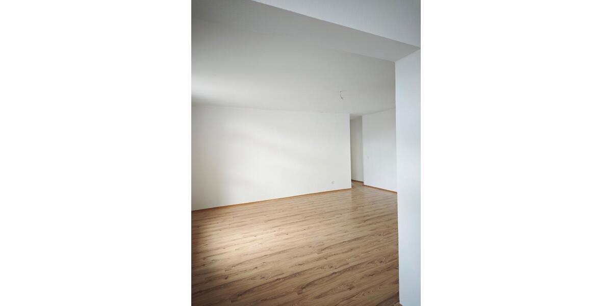 Dachgeschoßwohnung Gelsenkirchen Ückendorf - 3.5 Zimmer, 95 m&sup2;, 650&euro; | Angebot:26535417