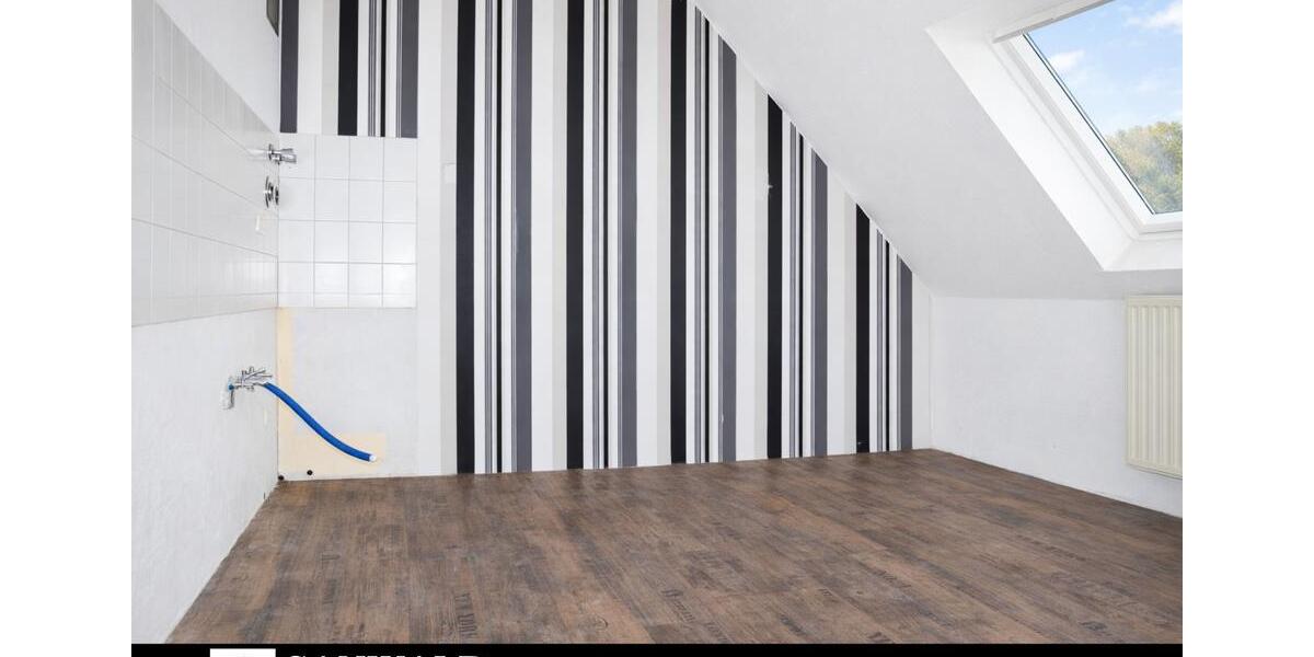 Dachgeschoßwohnung Essen Stadtbezirk V - 3.5 Zimmer, 42 m&sup2;, 350&euro; | Angebot:26005605