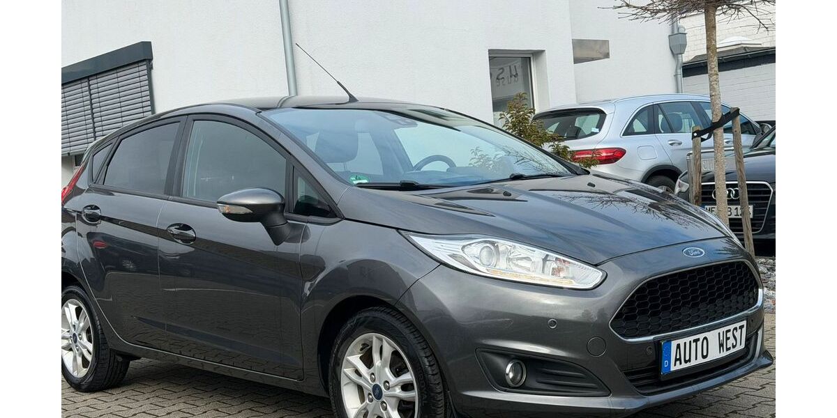 Ford Fiesta 96.898 km 6.490 &euro; Hilden 40721