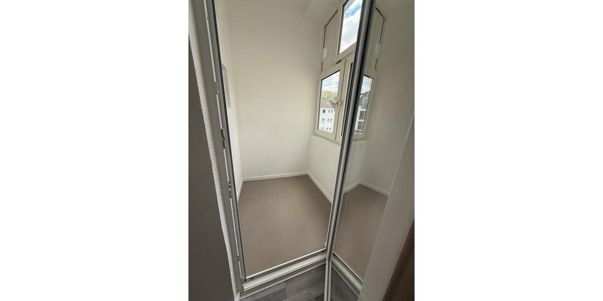 Etagenwohnung Essen Stadtbezirk III - 2 Zimmer, 52 m&sup2;, 585&euro; | Angebot:26594638