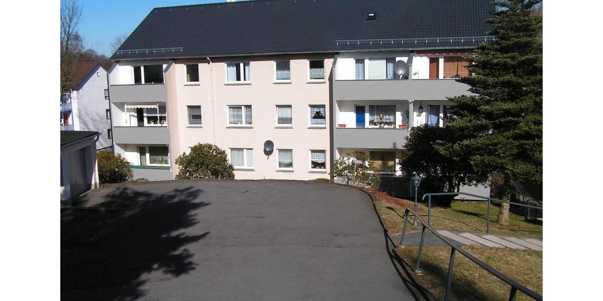 Etagenwohnung Wermelskirchen - 3 Zimmer, 76 m&sup2;, 590&euro; | Angebot:26022973