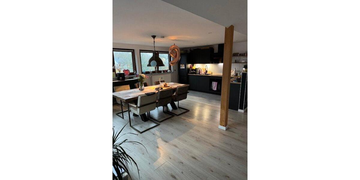 Dachgeschoßwohnung Bochum Werne - 4 Zimmer, 135 m&sup2;, 1.350&euro; | Angebot:25971236