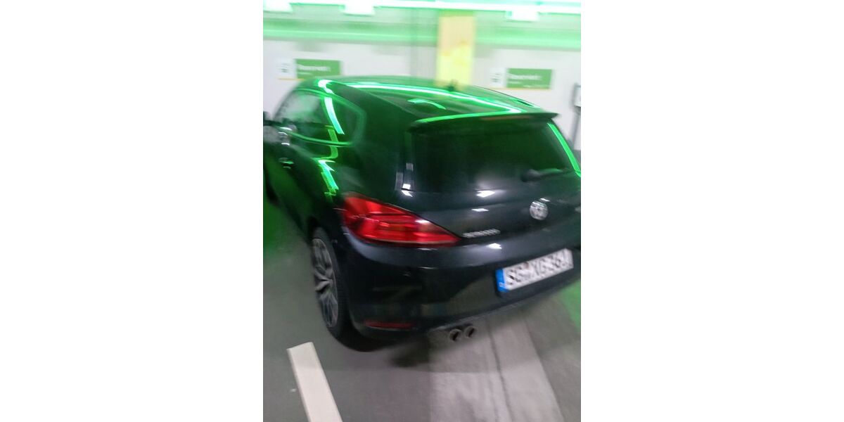 VW Scirocco 220.000 km 8.200 &euro; Solingen 42657