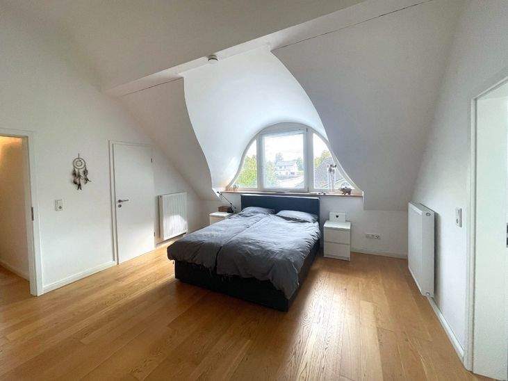 Einfamilienhaus Wermelskirchen - 7 Zimmer, 280 m&sup2;, 995.000&euro; | Angebot:25736868