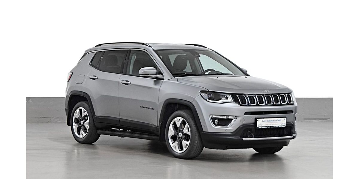 Jeep Compass 95.302 km 16.990 &euro; Düsseldorf 40597
