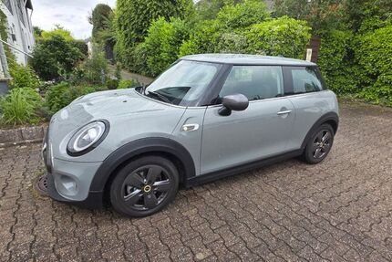 Mini Cooper SE 62.000 km 15.910 &euro; Wuppertal 42337