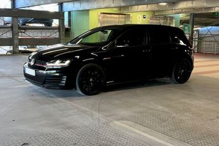VW Golf 156.360 km 12.700 &euro; Essen 45133
