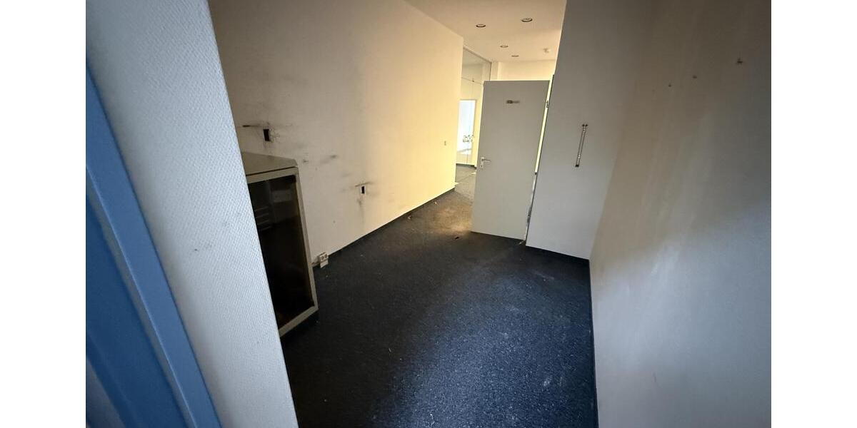 Gewerbeobjekt Düsseldorf Pempelfort - 4.000&euro; | Angebot:23183569
