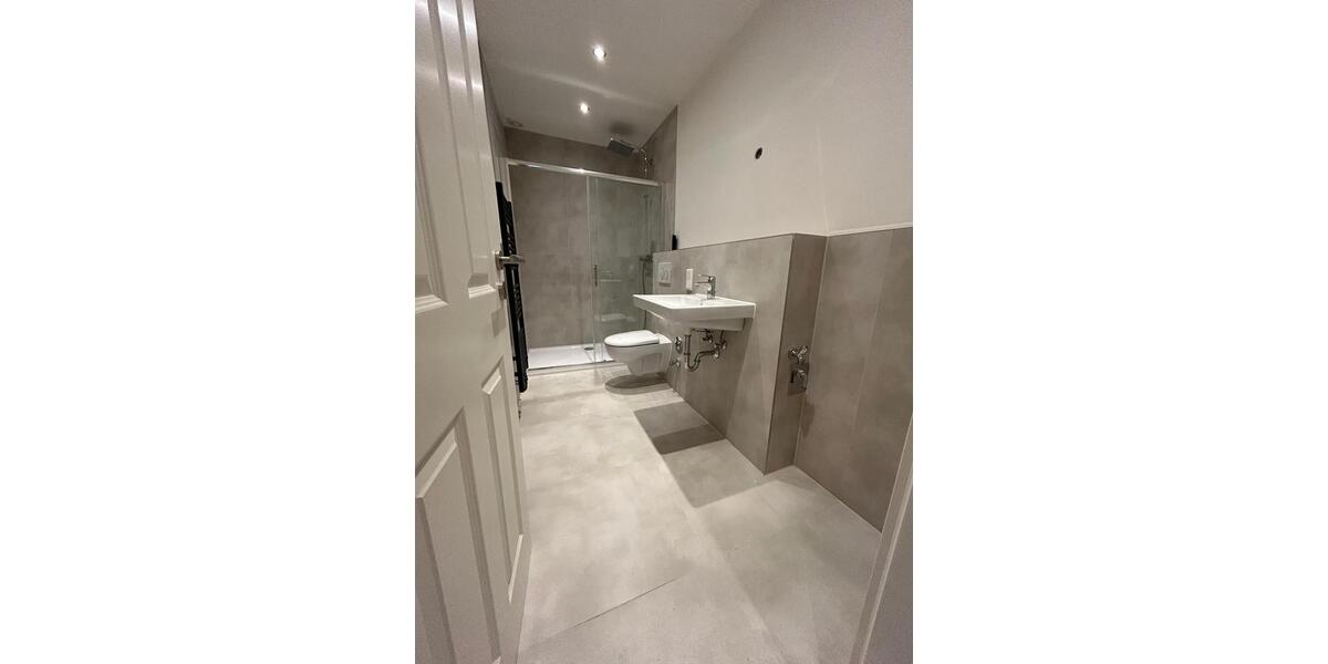 Etagenwohnung Wuppertal Arrenberg - 2 Zimmer, 68 m&sup2;, 715&euro; | Angebot:26252935