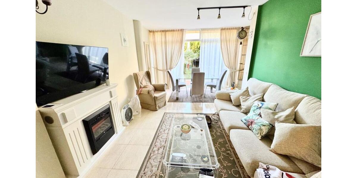 Ferienimmobilie Wuppertal Unterbarmen - 1.500&euro; | Angebot:23796115