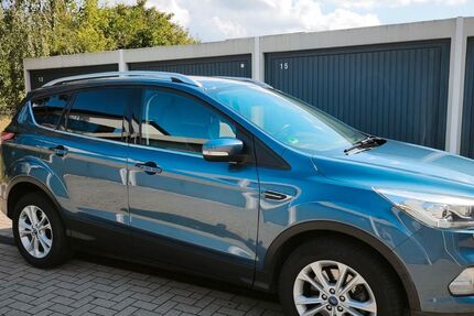 Ford Kuga 113.500 km 14.400 &euro; Gelsenkirchen 45883