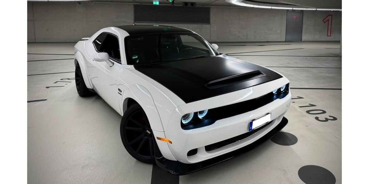 Dodge Challenger 55.000 km 28.989 &euro; düsseldorf 40470