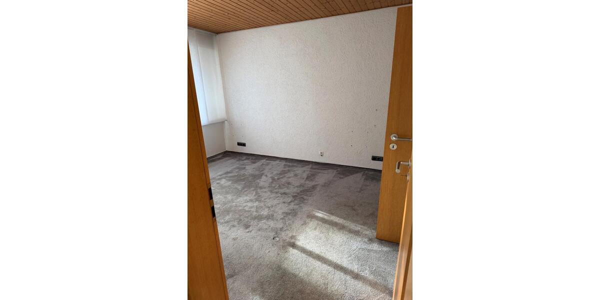 Erdgeschoßwohnung Gelsenkirchen Gelsenkirchen-Mitte - 3.5 Zimmer, 125 m&sup2;, 1.500&euro; | Angebot:26538381