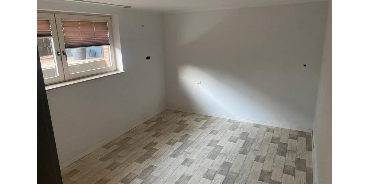 Etagenwohnung Odenthal - 3 Zimmer, 80 m&sup2;, 1.000&euro; | Angebot:25892871