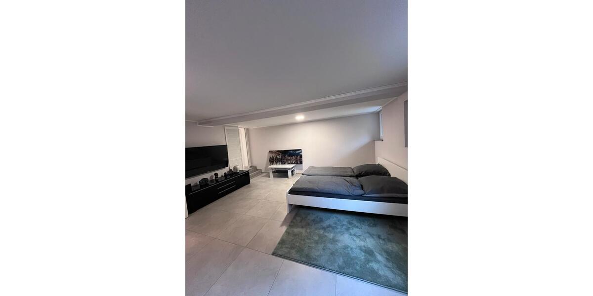 Etagenwohnung Düsseldorf Stadtbezirk 8 - 1 Zimmer, 40 m&sup2;, 750&euro; | Angebot:25418921