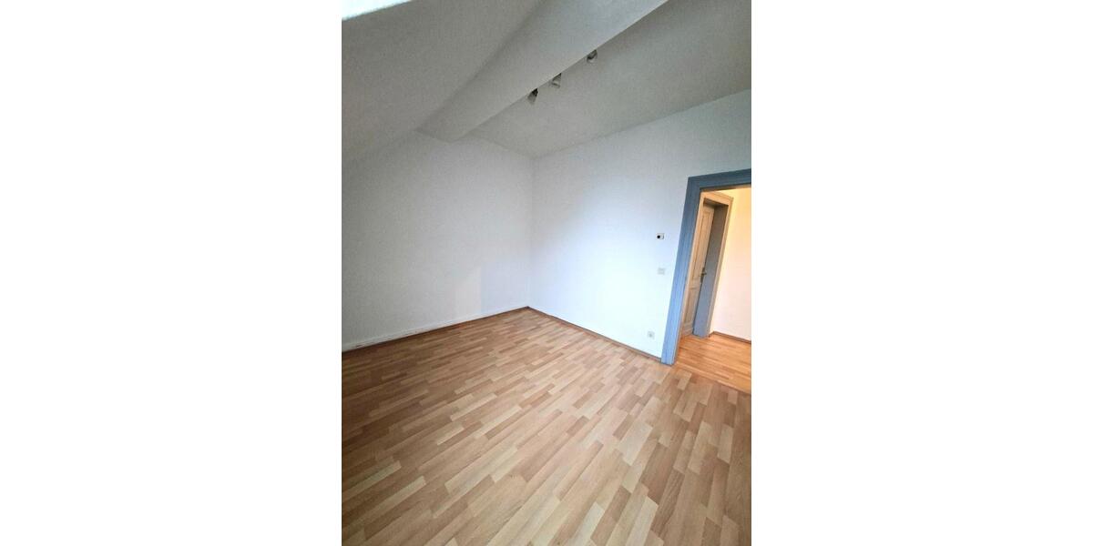 Dachgeschoßwohnung Heiligenhaus - 2 Zimmer, 52 m&sup2;, 670&euro; | Angebot:24662304