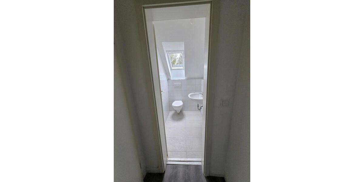 Dachgeschoßwohnung Bochum Bochum-Mitte - 1 Zimmer, 60 m&sup2;, 450&euro; | Angebot:26023004