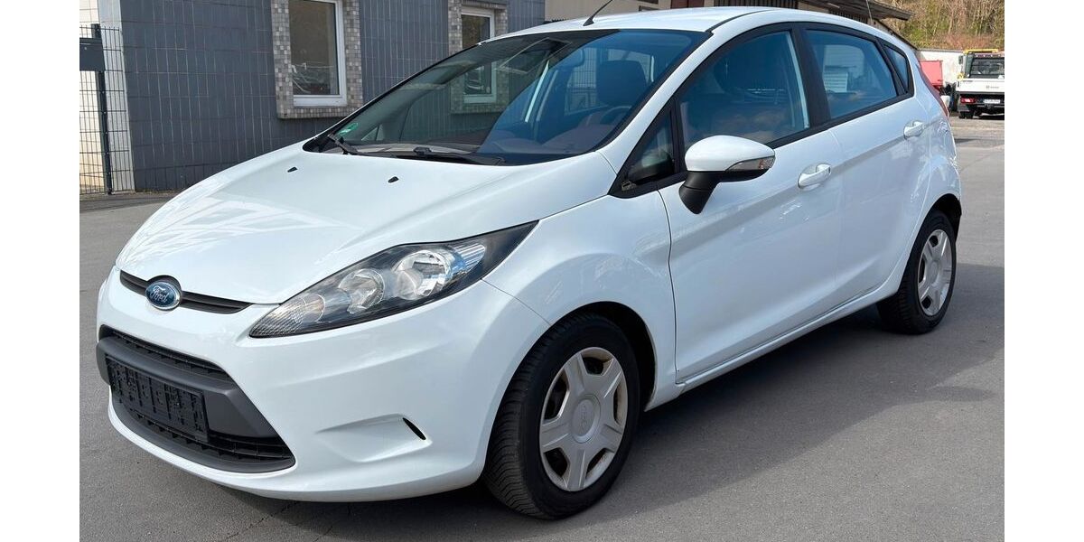 Ford Fiesta 157.518 km 2.450 &euro; Gelsenkirchen 45884