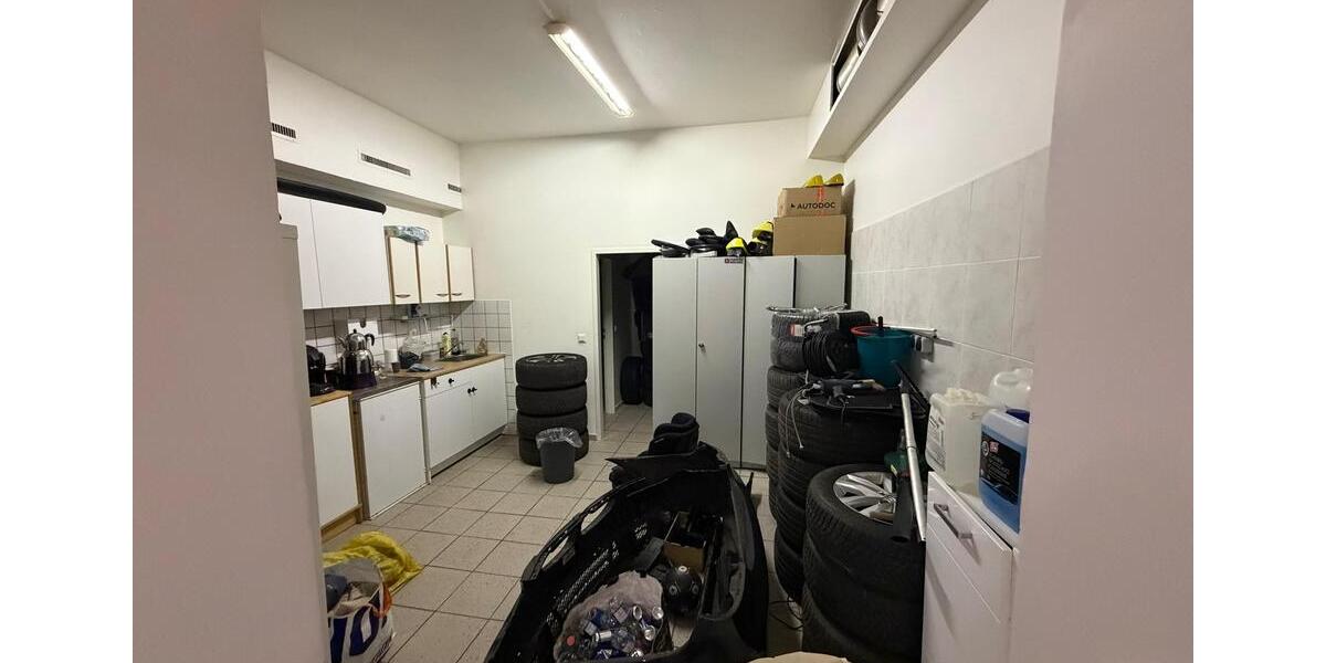 Gewerbeobjekt Düsseldorf Stadtbezirk 6 - 700&euro; | Angebot:24827612