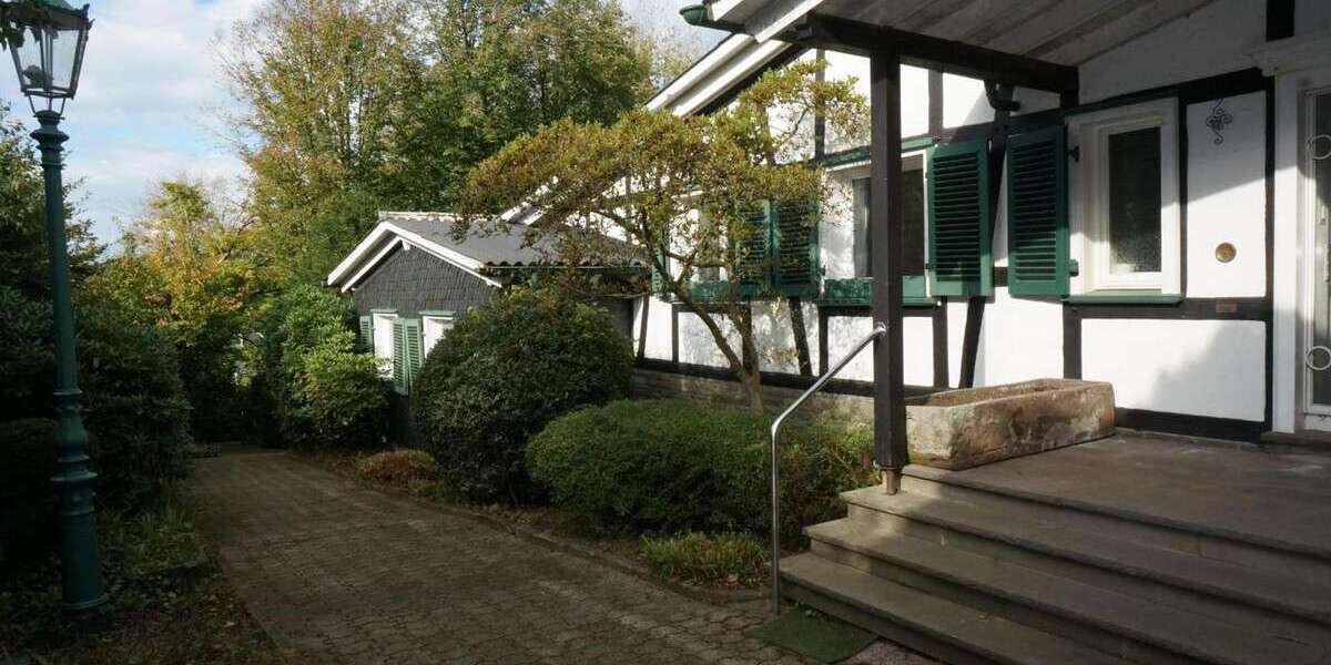 Einfamilienhaus Wipperfürth - 8 Zimmer, 246 m&sup2;, 650.000&euro; | Angebot:25375278