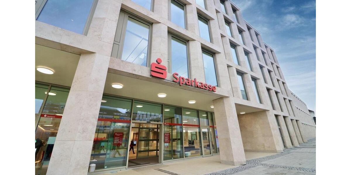 Etagenwohnung Solingen - 2 Zimmer, 96 m&sup2;, 1.248&euro; | Angebot:24850946