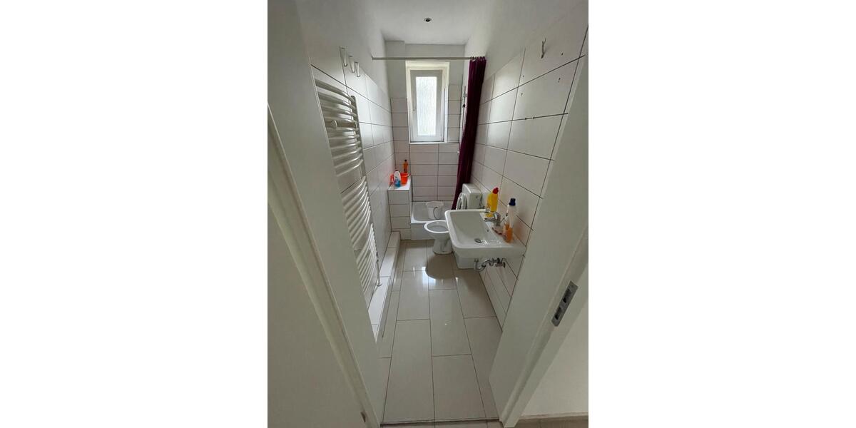 Erdgeschoßwohnung Schwelm - 3 Zimmer, 90 m&sup2;, 1.250&euro; | Angebot:25924150