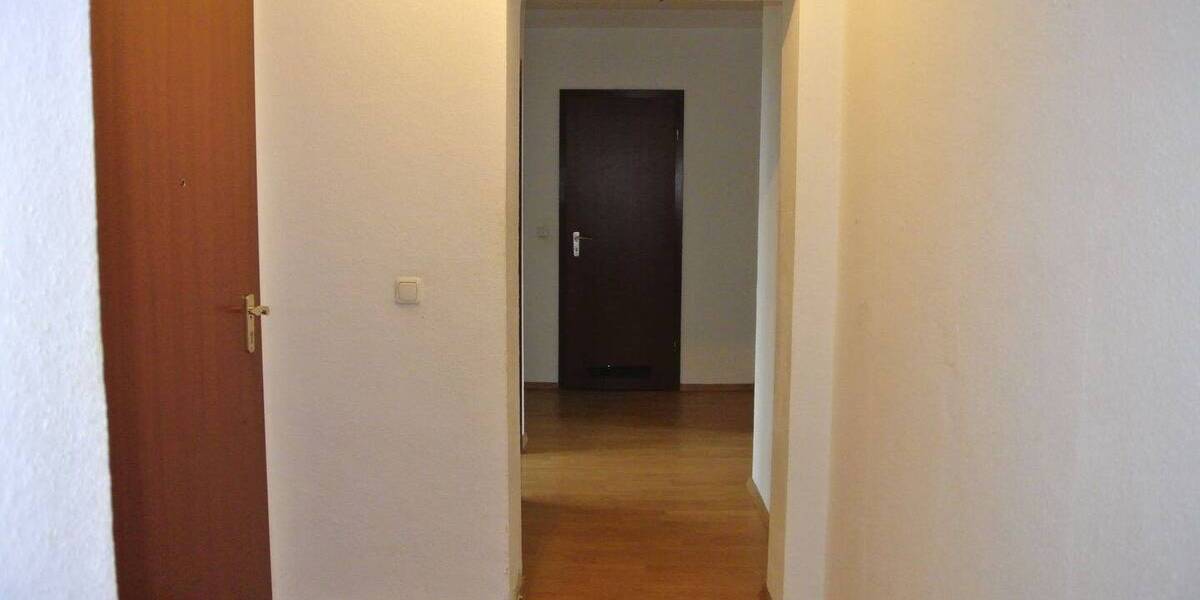 Etagenwohnung Mülheim an der Ruhr Mitte-Ost - 3 Zimmer, 98 m&sup2;, 650&euro; | Angebot:26093761