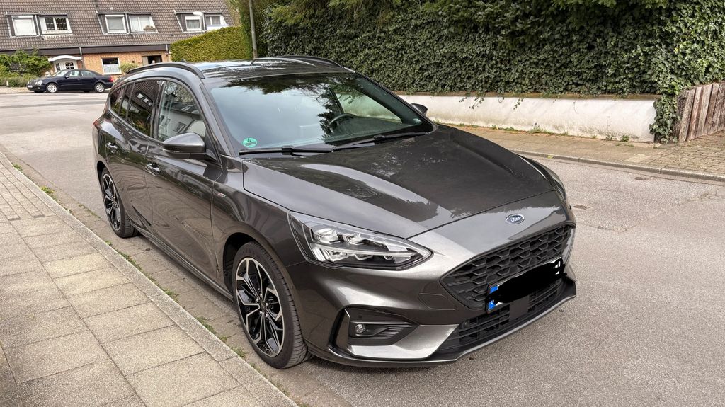Ford Focus 90.000 km 15.199 &euro; Essen 45149