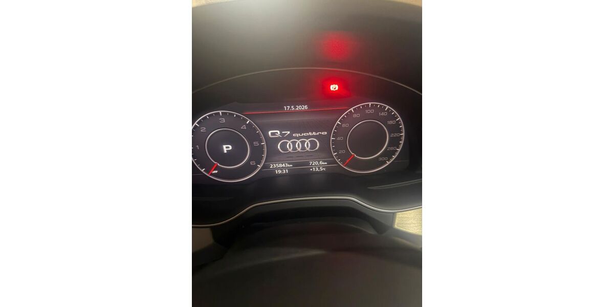 Audi Q7 235.800 km 25.300 &euro; Essen 45355