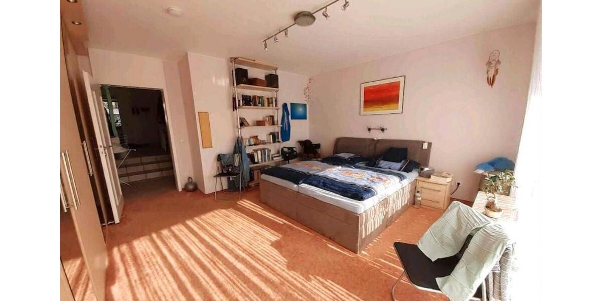 Etagenwohnung Essen Stadtbezirk III - 4 Zimmer, 113 m&sup2;, 1.200&euro; | Angebot:26632825