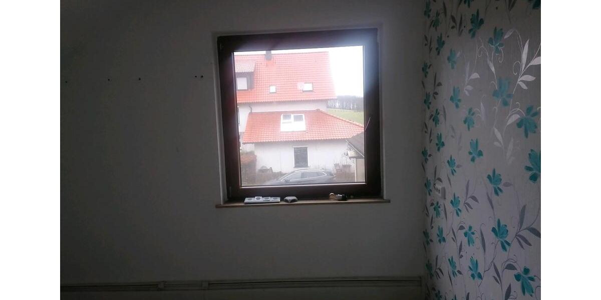 Etagenwohnung Schwelm - 3 Zimmer, 98 m&sup2;, 700&euro; | Angebot:26507397