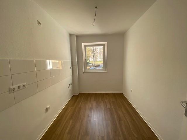 Erdgeschoßwohnung Essen Stadtbezirk VII - 3 Zimmer, 68 m&sup2;, 646&euro; | Angebot:26555680
