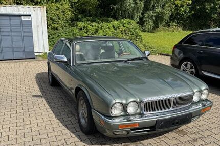 Jaguar Daimler 225.000 km 6.999 &euro; Mettmann 40822