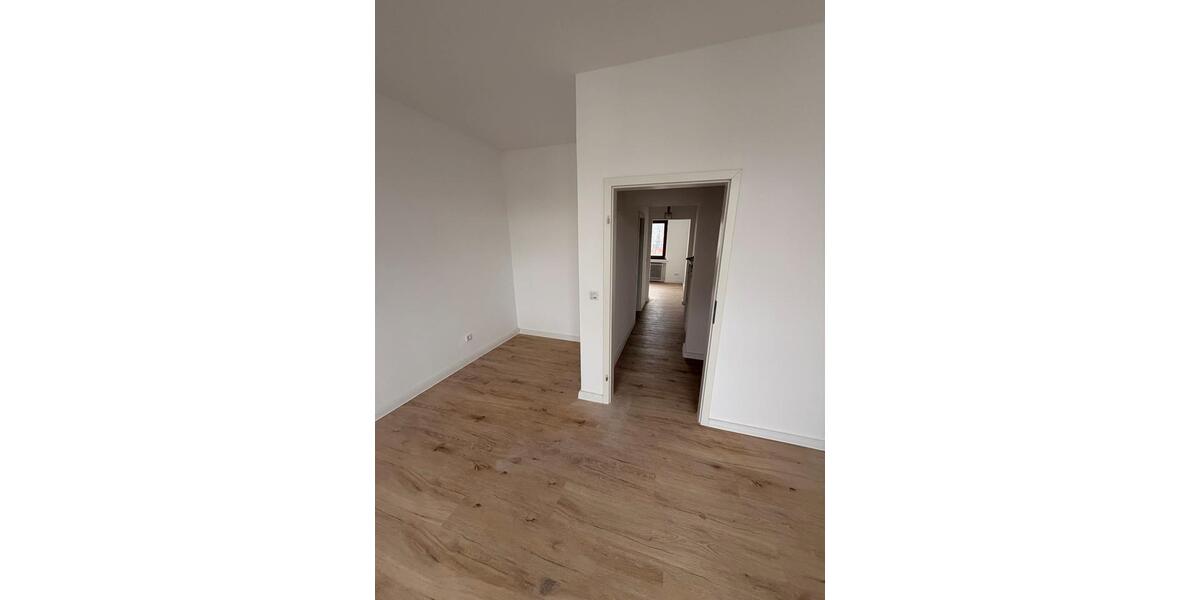 Etagenwohnung Remscheid - 2 Zimmer, 60 m&sup2;, 650&euro; | Angebot:25231634