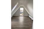 Dachgeschoßwohnung Langenfeld (Rheinland) - 2 Zimmer, 42 m&sup2;, 800&euro; | Angebot:25160331