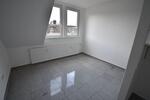 Dachgeschoßwohnung Essen Stadtbezirk VII - 2 Zimmer, 68 m&sup2;, 500&euro; | Angebot:22209779