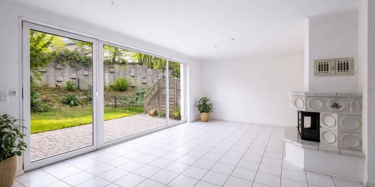 Mehrfamilienhaus, Wohnhaus Essen Burgaltendorf - 9 Zimmer, 256 m&sup2;, 870.000&euro; | Angebot:26093591