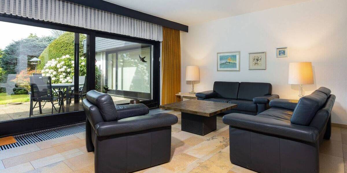 Einfamilienhaus Wuppertal Ronsdorf - 7 Zimmer, 230 m&sup2;, 670.000&euro; | Angebot:26656752