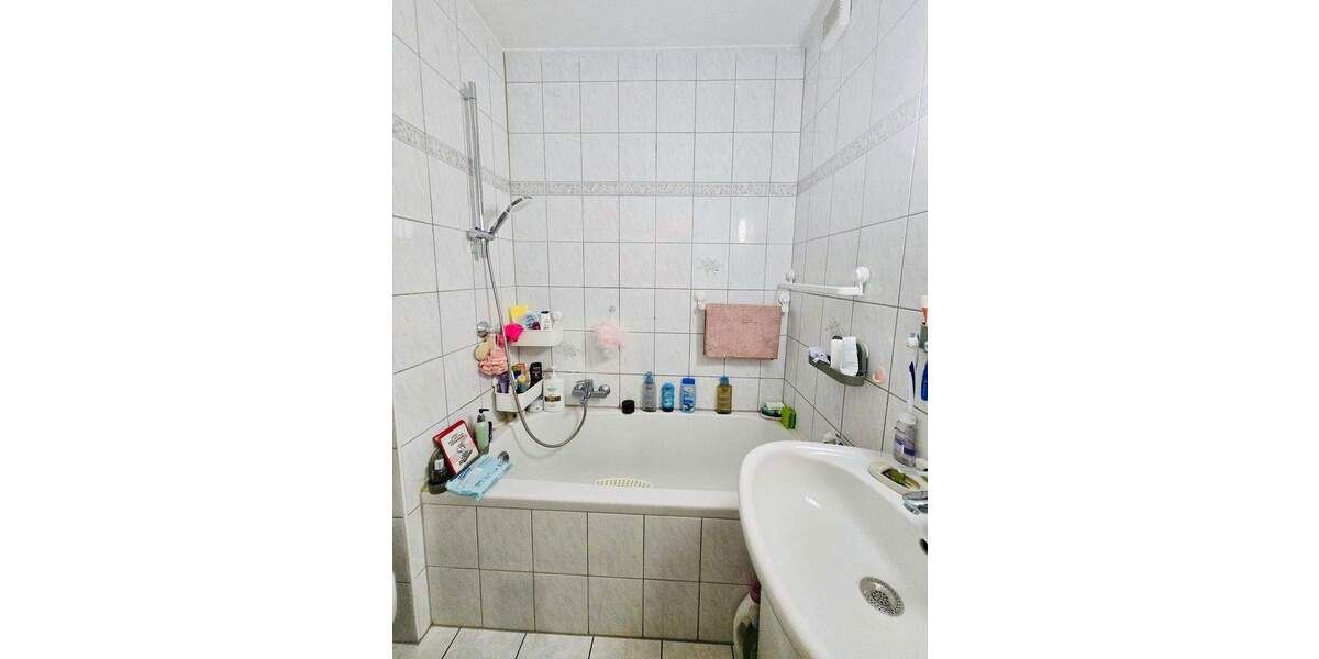 Etagenwohnung Ratingen Zentrum - 3 Zimmer, 59 m&sup2;, 175.000&euro; | Angebot:25905559