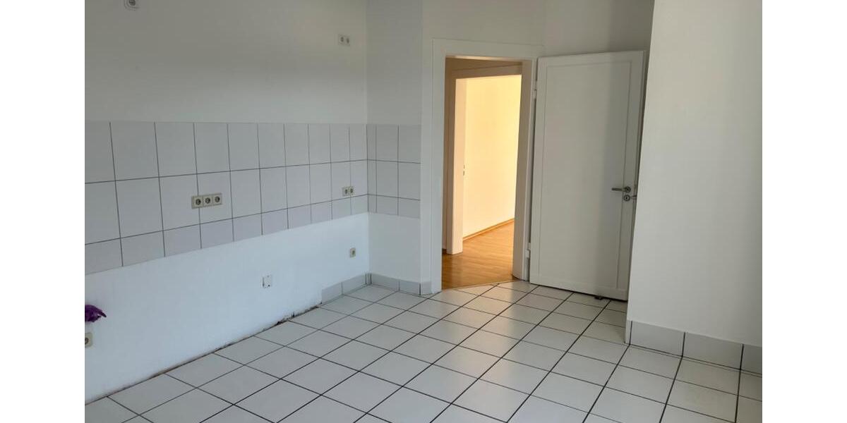 Etagenwohnung Remscheid - 2 Zimmer, 61 m&sup2;, 450&euro; | Angebot:25981153