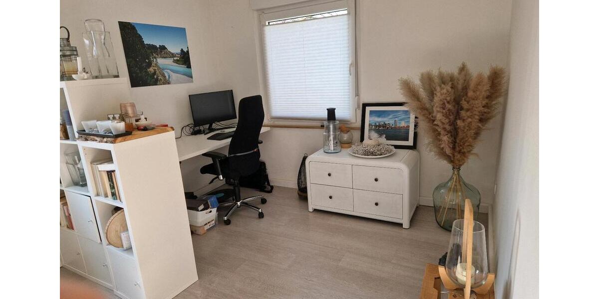 Etagenwohnung Essen Stadtbezirk III - 2 Zimmer, 69 m&sup2;, 930&euro; | Angebot:26028917