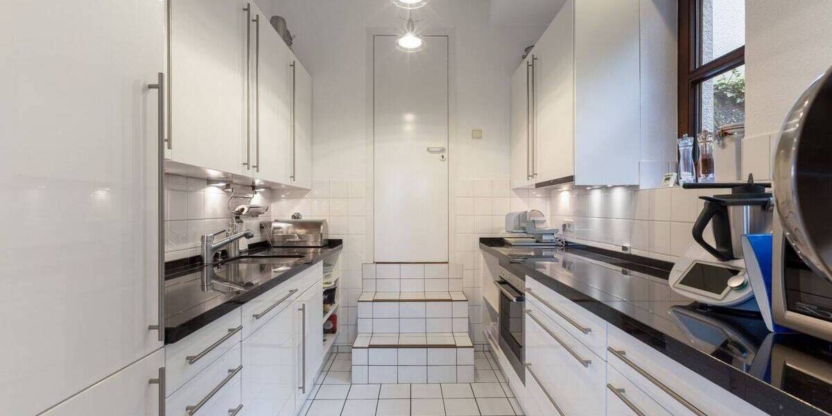 Etagenwohnung Essen Fischlaken - 4 Zimmer, 126 m&sup2;, 489.000&euro; | Angebot:26043400