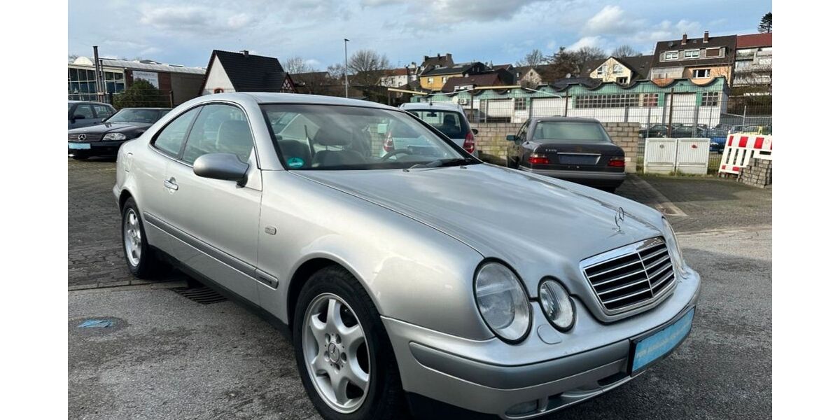 Mercedes-Benz CLK 320 202.020 km 2.499 &euro; Radevormwald 42477