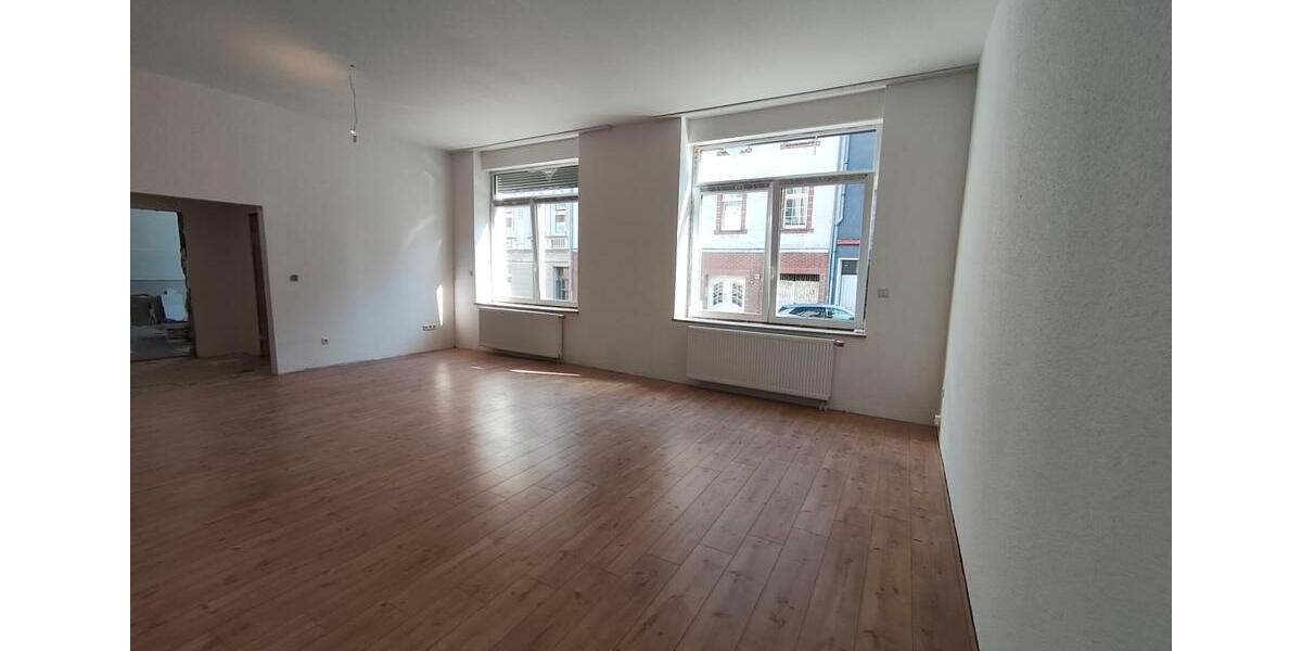 Erdgeschoßwohnung Essen Stadtbezirk VII - 5.5 Zimmer, 165 m&sup2;, 1.480&euro; | Angebot:26546105
