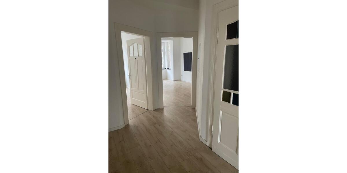 Etagenwohnung Essen Stadtbezirk VII - 3 Zimmer, 91 m&sup2;, 450&euro; | Angebot:25423290