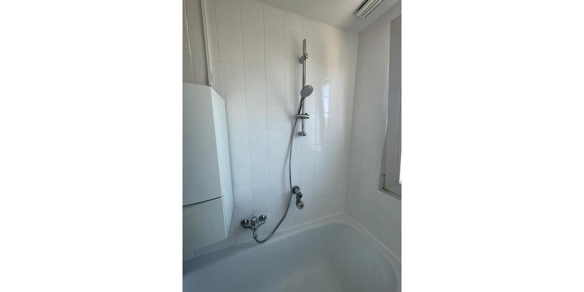 Dachgeschoßwohnung Remscheid - 2 Zimmer, 54 m&sup2;, 440&euro; | Angebot:26560267