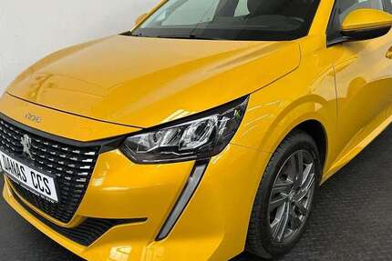 Peugeot 208 133.000 km 8.800 &euro; Solingen 42651