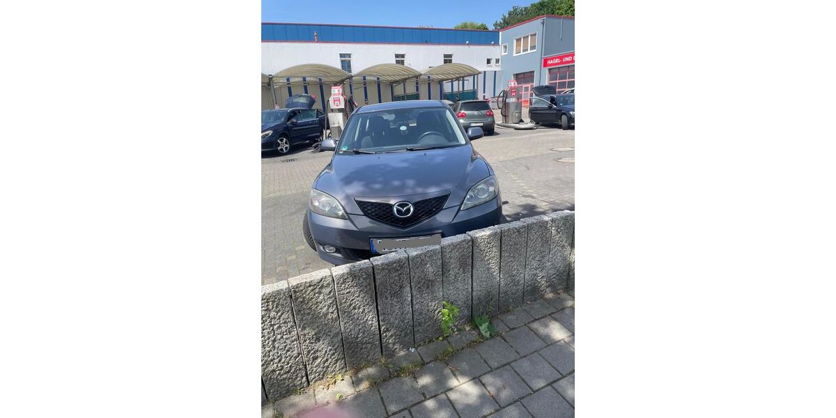 Mazda 3 187.000 km 3.900 &euro; Wuppertal 42281