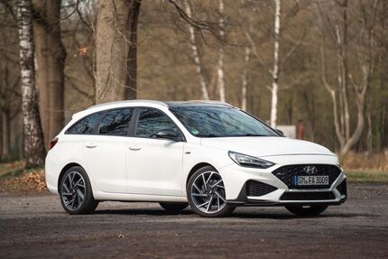 Hyundai i30 232.635 km 10.400 &euro; Wuppertal 42399